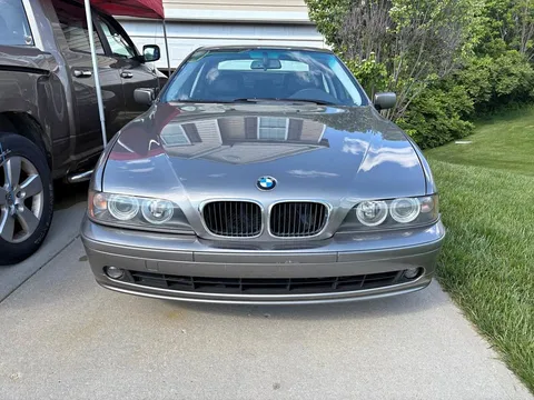 2003 BMW 530i Sedan