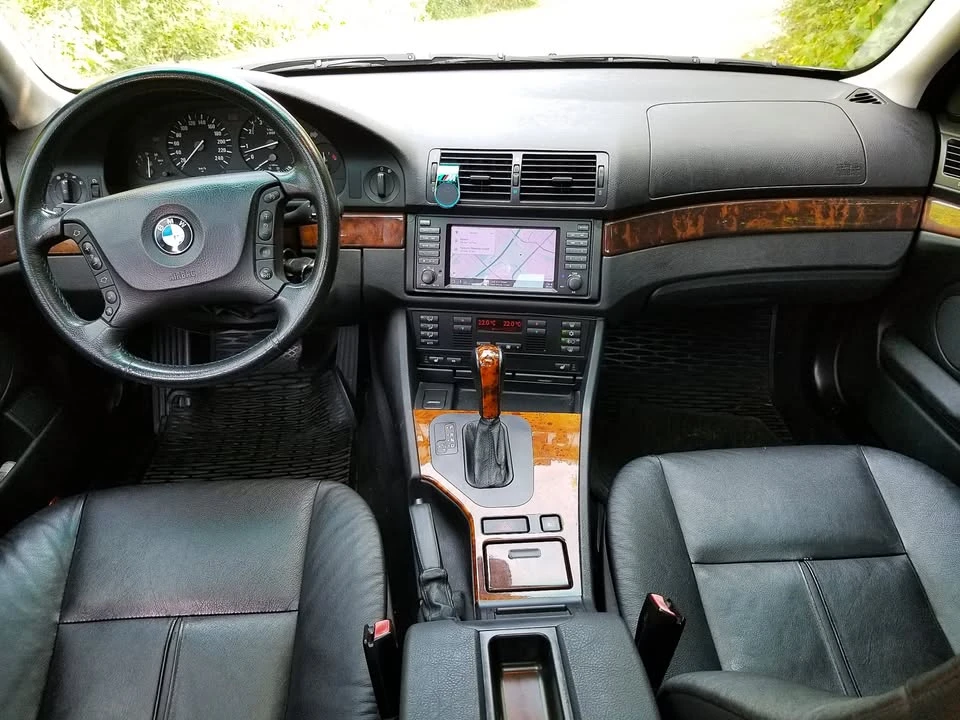 2003 BMW E39 540i - Image 4 of 16