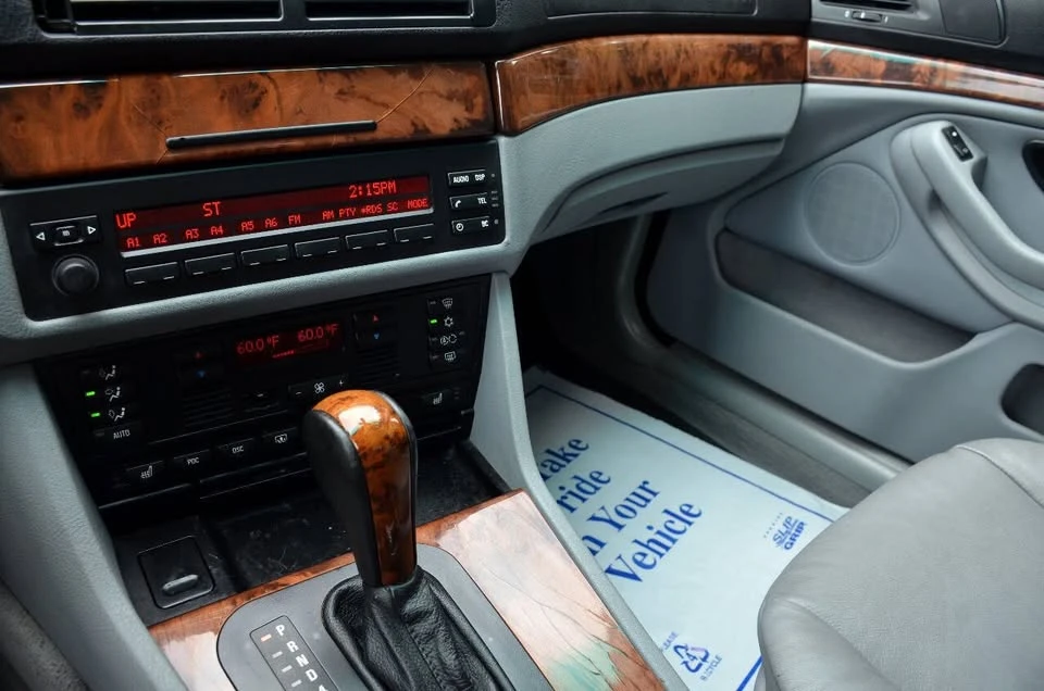 2003 BMW E39 540i - Image 18 of 20