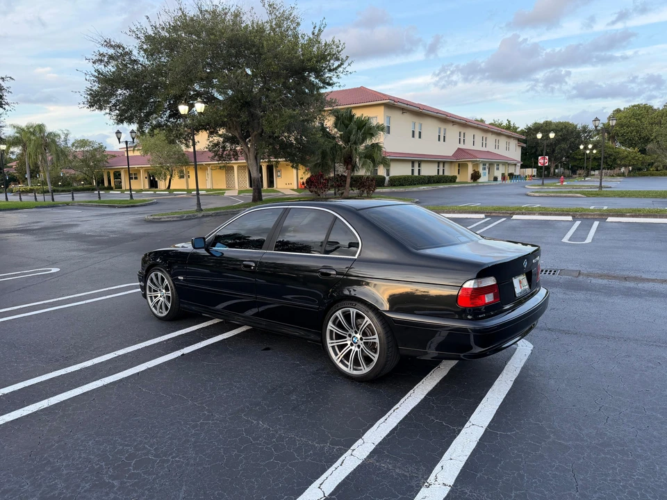 2003 BMW E39 5 Series - Image 7 of 31