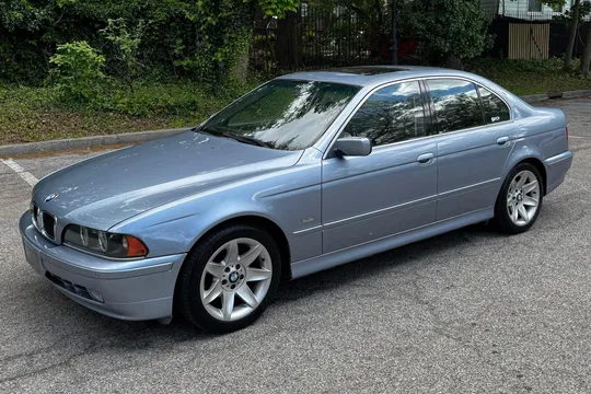 2003 BMW 525i Sedan