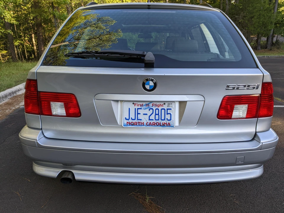 2003 BMW E39 5 Series - Image 28 of 31