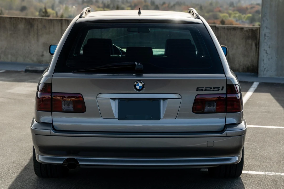 2003 BMW E39 5 Series - Image 5 of 30