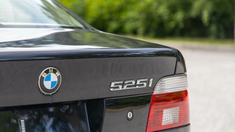 2003 BMW E39 5 Series - Image 10 of 12