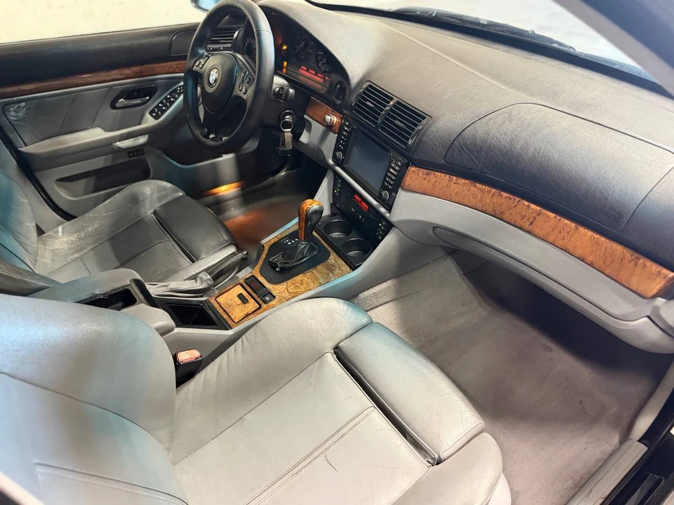 2003 BMW E39 5 Series - Image 9 of 14