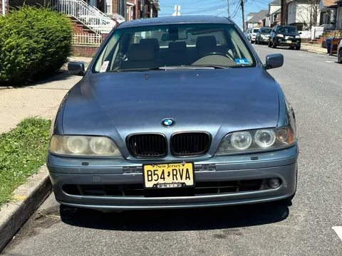 2003 BMW 530i