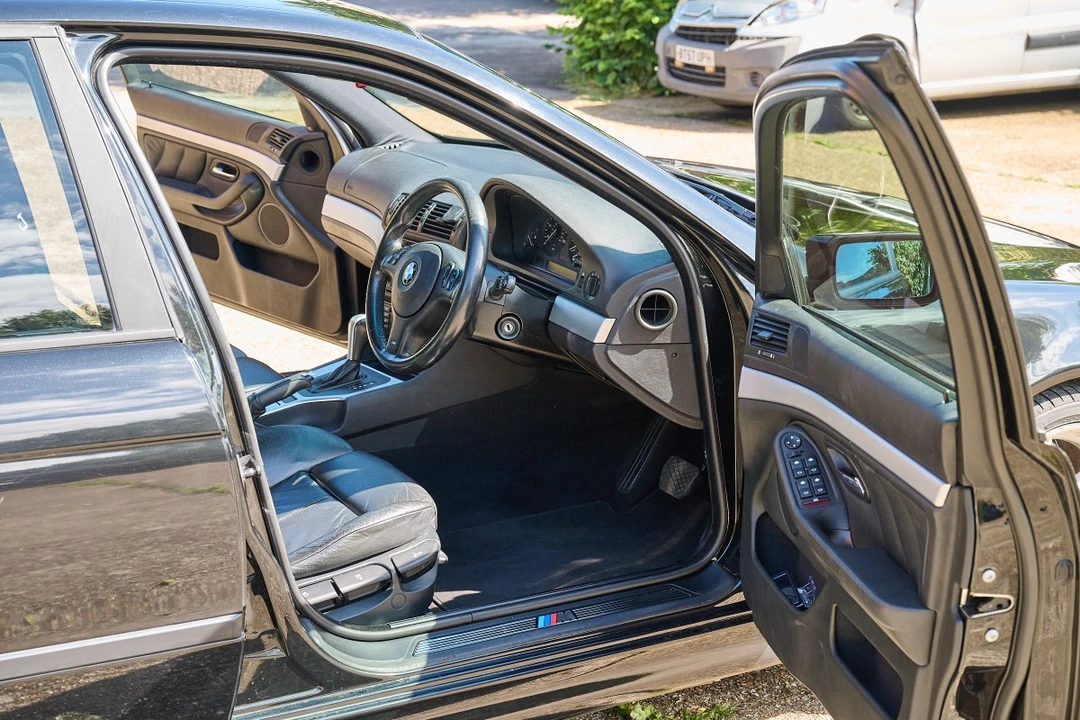 2003 BMW E39 5 Series - Image 29 of 30