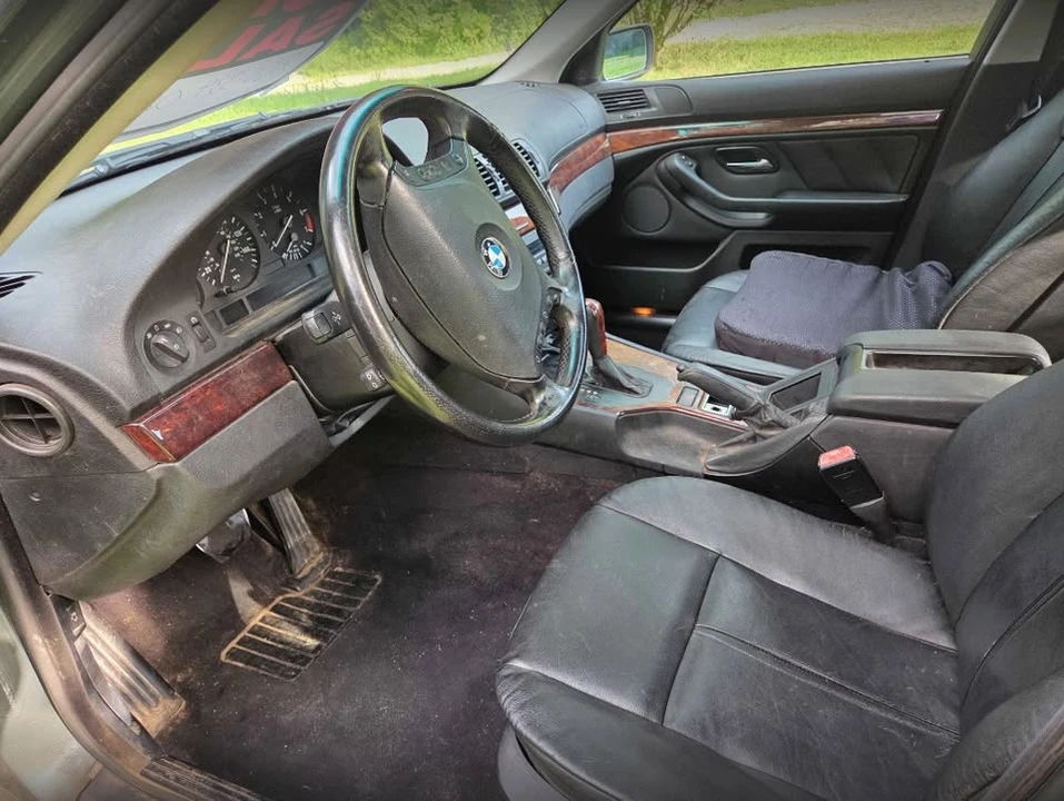 2003 BMW E39 5 Series - Image 3 of 4