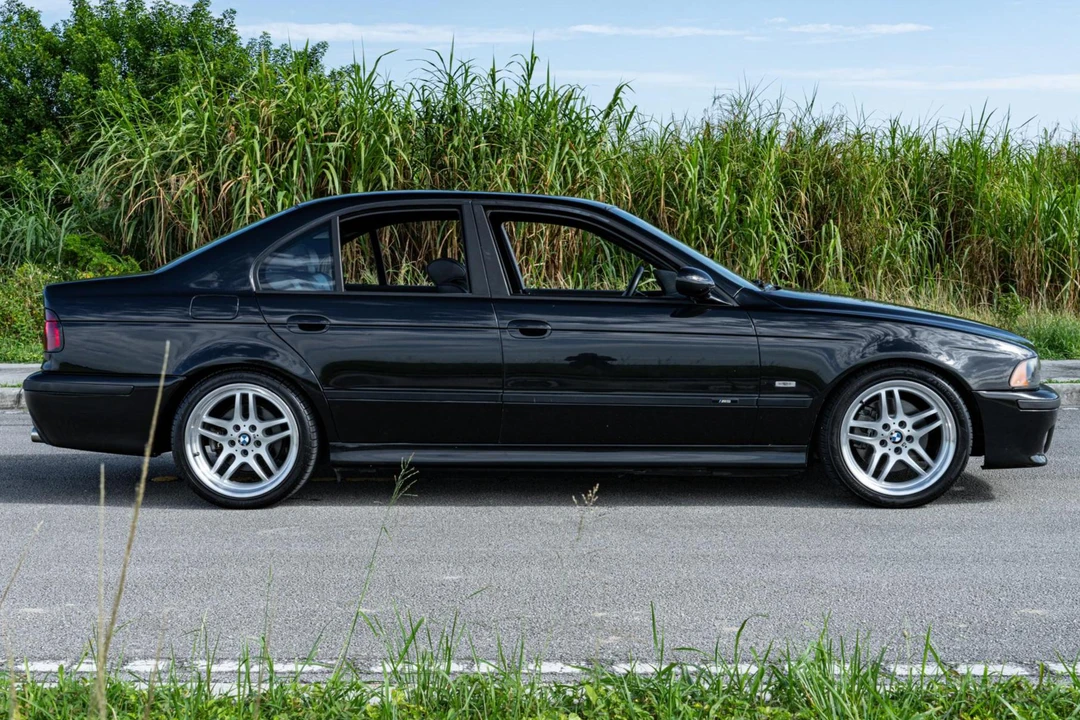 2003 BMW E39 5 Series - Image 3 of 31