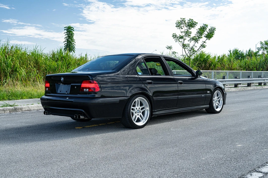 2003 BMW E39 5 Series - Image 28 of 31