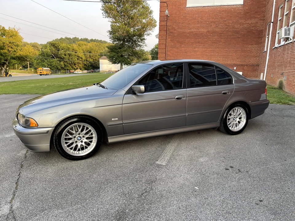 2003 BMW E39 5 Series - Image 13 of 31