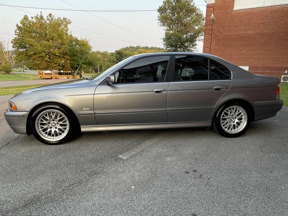 2003 BMW E39 5 Series - Image 14 of 31