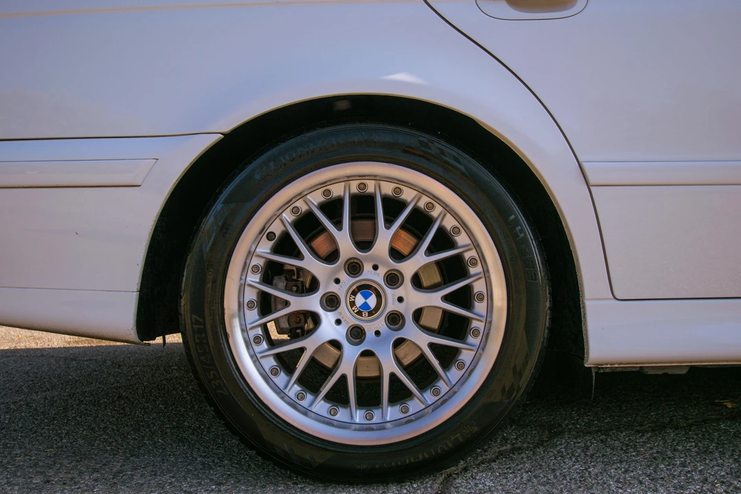 2003 BMW E39 5 Series - Image 24 of 31