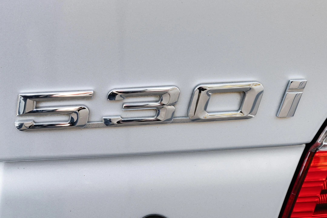 2003 BMW E39 5 Series - Image 30 of 31