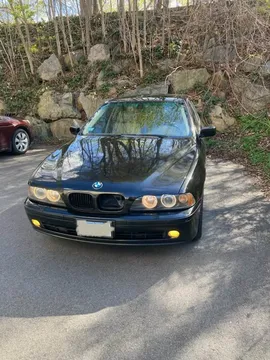 2003 BMW 530i