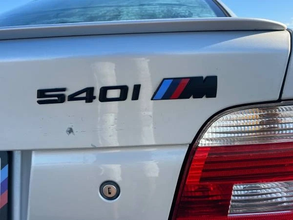 2003 BMW E39 540i - Image 14 of 21
