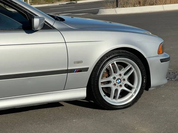2003 BMW E39 540i - Image 10 of 21