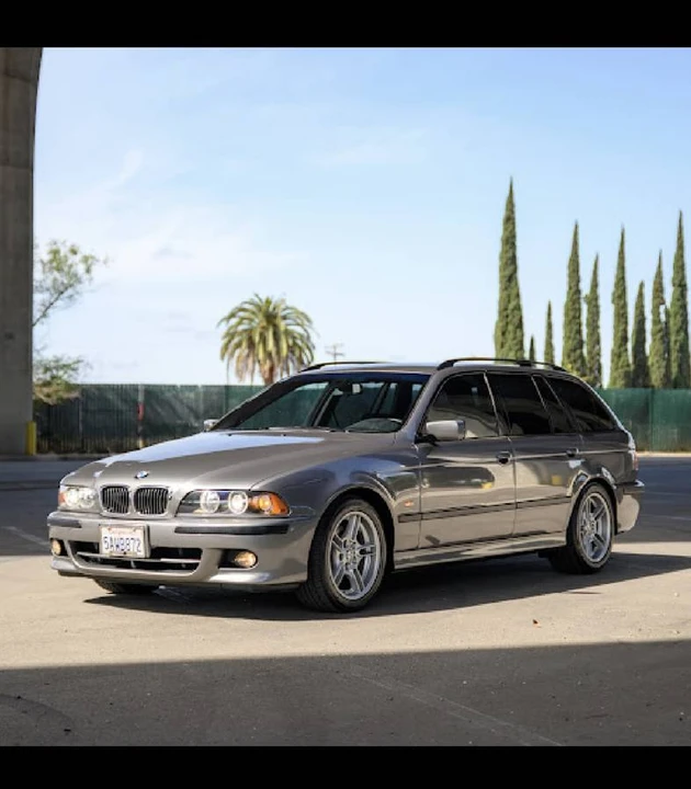 2003 BMW E39 540i - Image 2 of 7