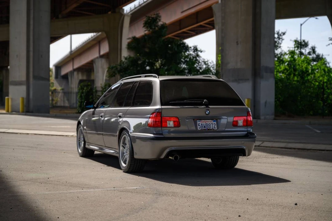 2003 BMW E39 540i - Image 5 of 7