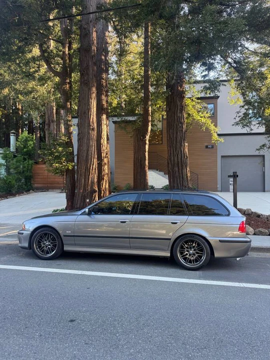2003 BMW E39 540i - Image 3 of 7