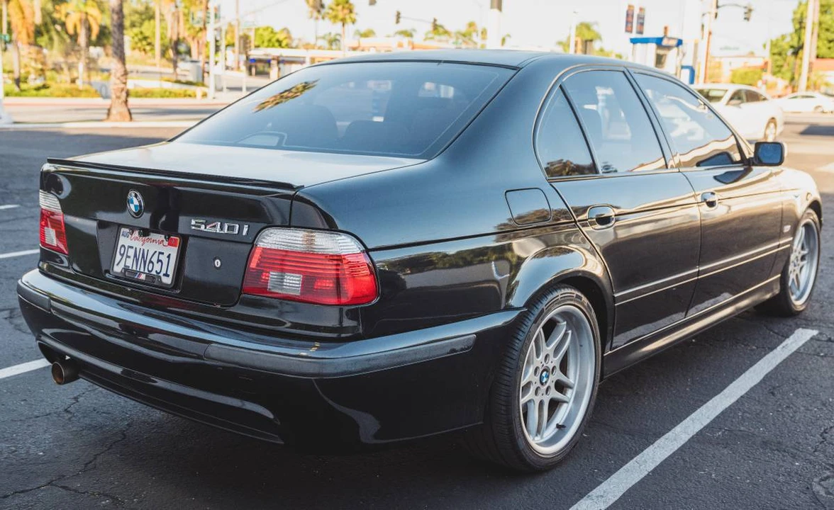 2003 BMW E39 540i - Image 6 of 15