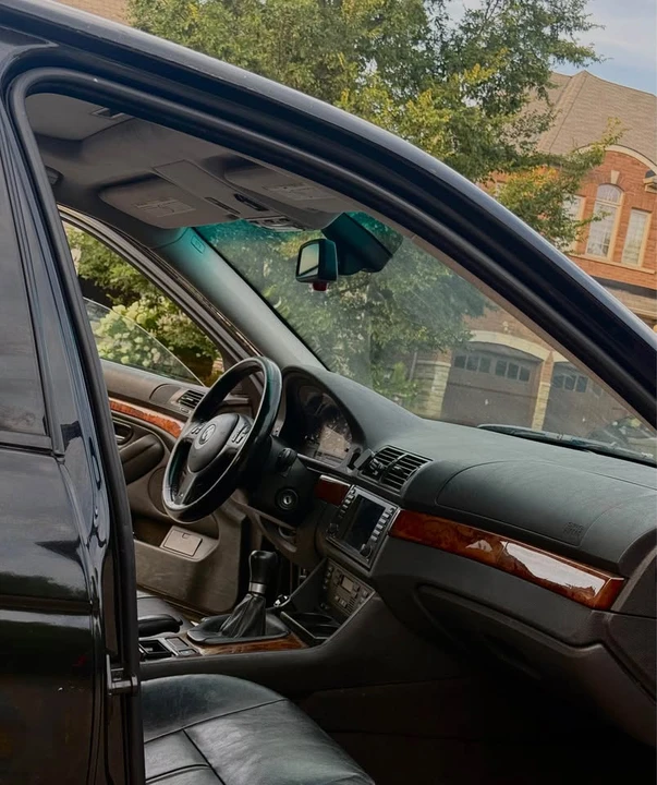 2003 BMW E39 540i - Image 10 of 11