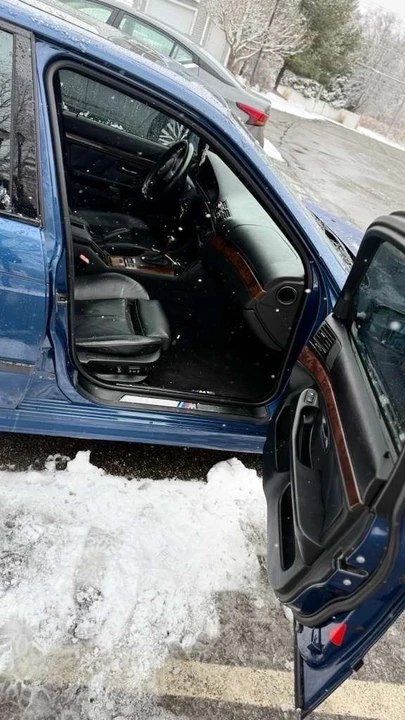 2003 BMW E39 540i - Image 8 of 11