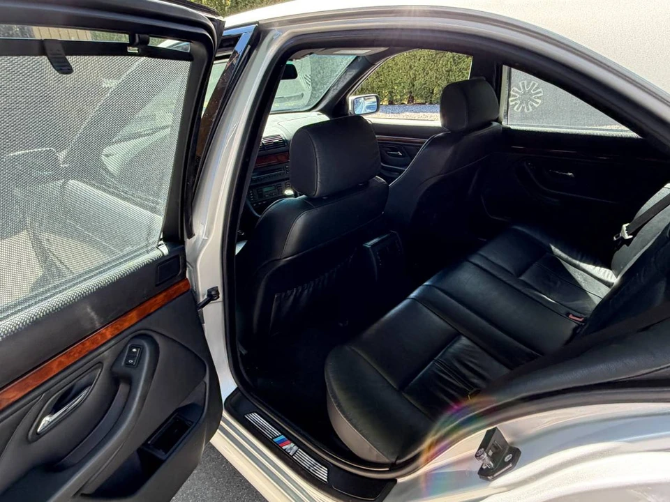 2003 BMW E39 540i - Image 15 of 19