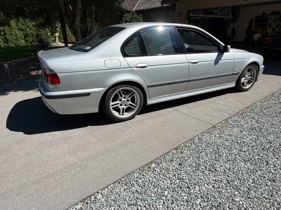 2003 BMW E39 540i - Image 7 of 19
