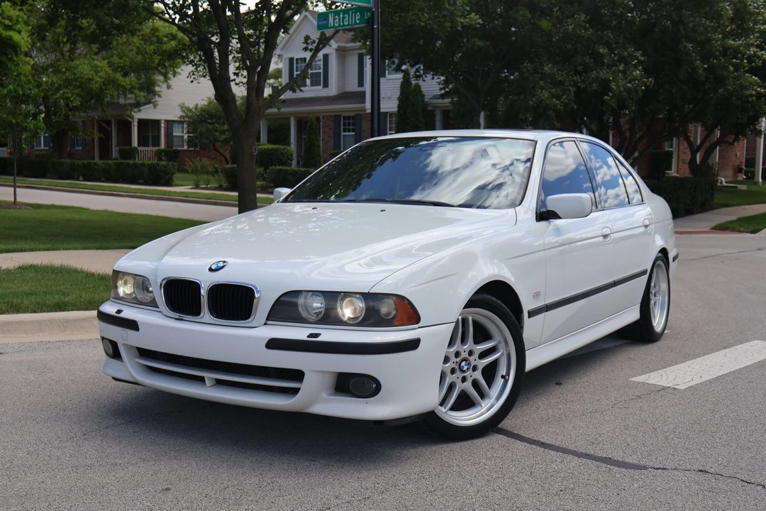 2003 BMW E39 540i - Image 16 of 31