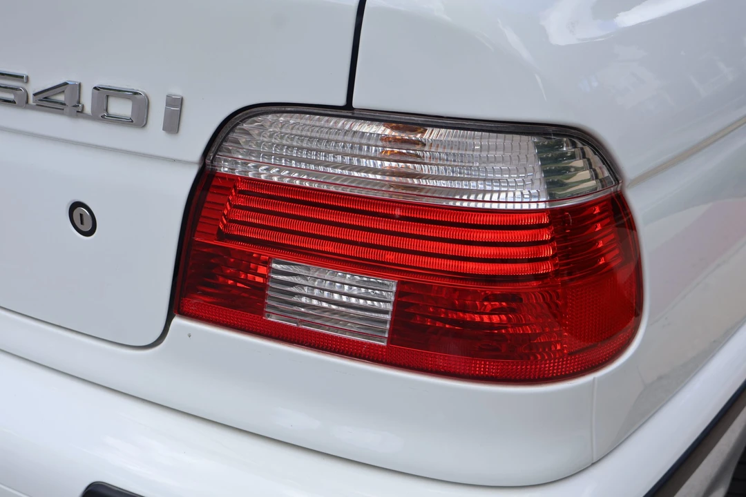 2003 BMW E39 540i - Image 29 of 31