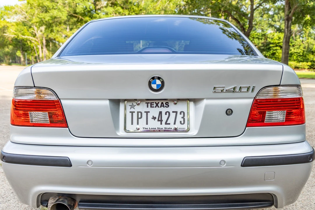 2003 BMW E39 540i - Image 17 of 31
