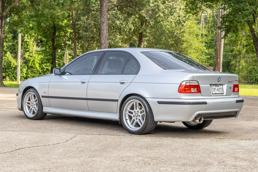 2003 BMW E39 540i - Image 7 of 31