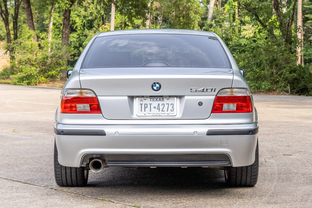 2003 BMW E39 540i - Image 6 of 31