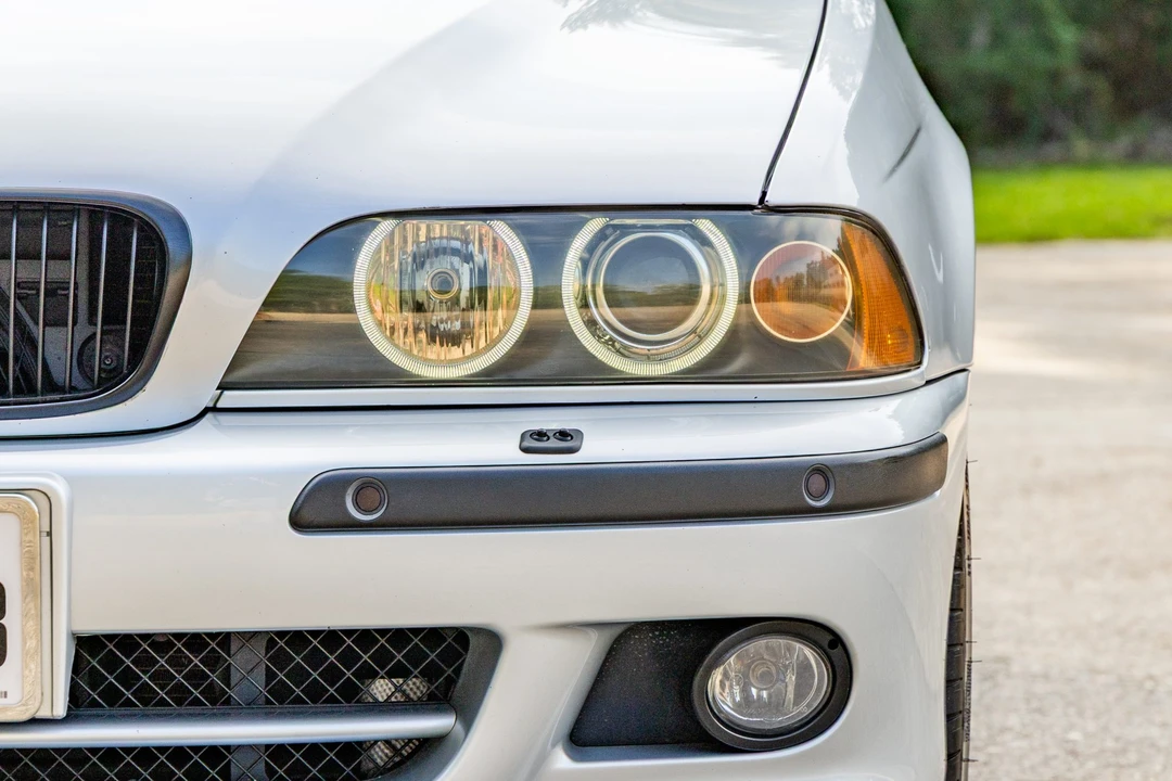 2003 BMW E39 540i - Image 15 of 31