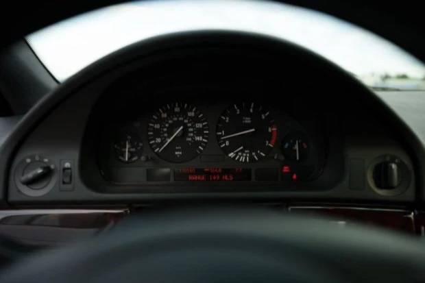 2003 BMW E39 540i - Image 5 of 8