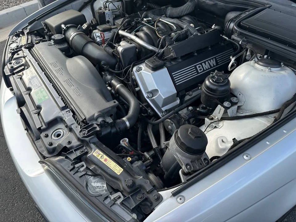 2003 BMW E39 540i - Image 8 of 18