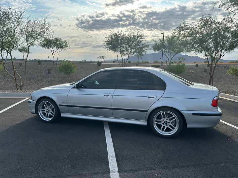 2003 BMW E39 540i - Image 2 of 18