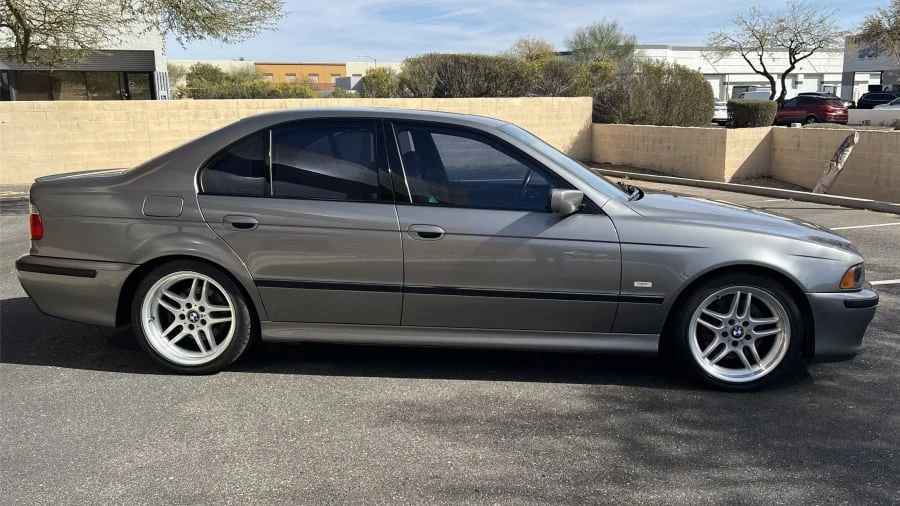 2003 BMW E39 540i - Image 6 of 19