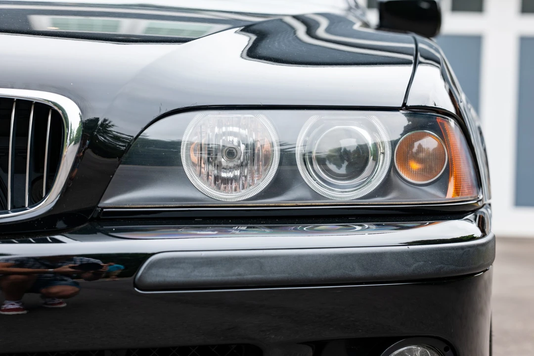 2003 BMW E39 540i - Image 18 of 31