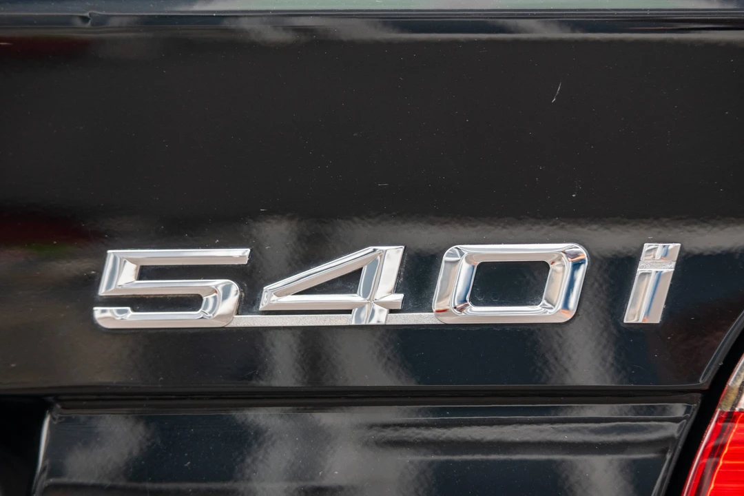 2003 BMW E39 540i - Image 30 of 31