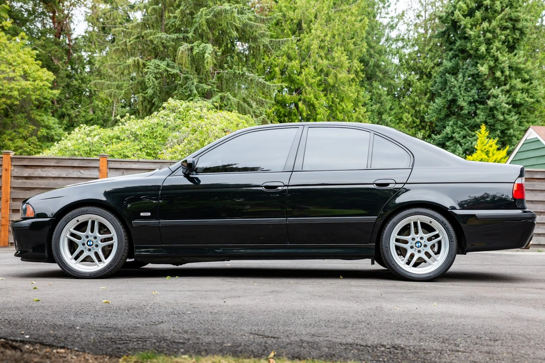 2003 BMW E39 540i - Image 8 of 31