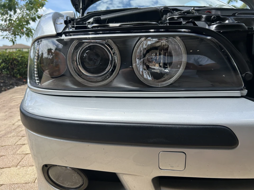 2003 BMW E39 540i - Image 24 of 31