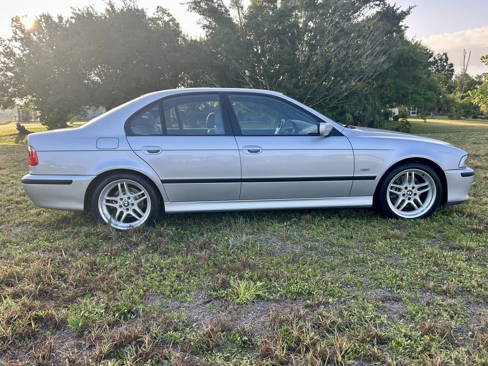 2003 BMW E39 540i - Image 18 of 31