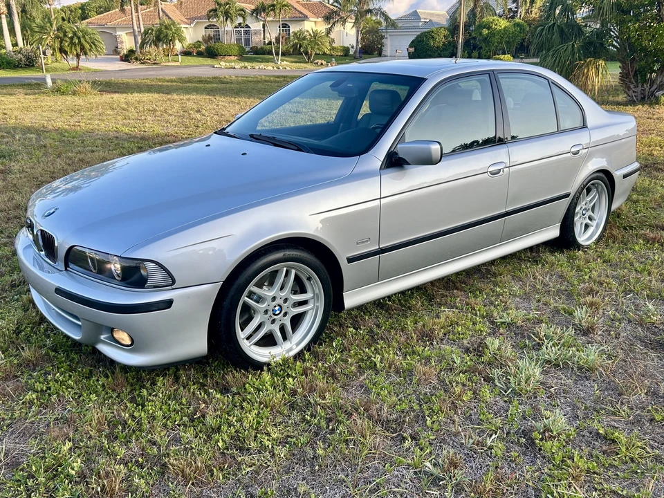 2003 BMW E39 540i - Image 10 of 31