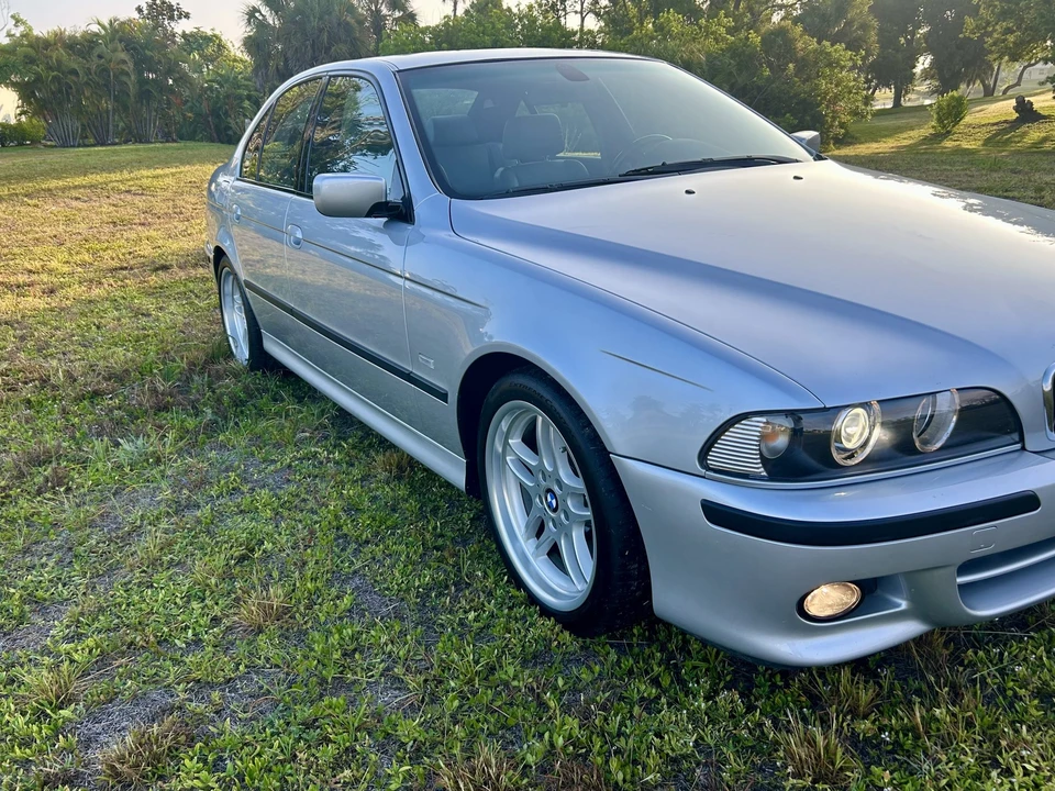 2003 BMW E39 540i - Image 19 of 31