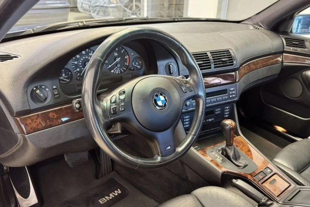 2003 BMW E39 540i - Image 5 of 7