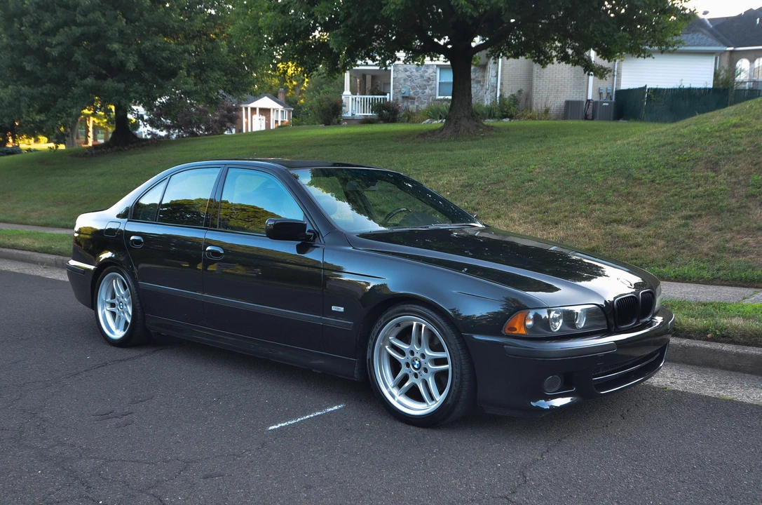 2003 BMW E39 540i - Image 3 of 31
