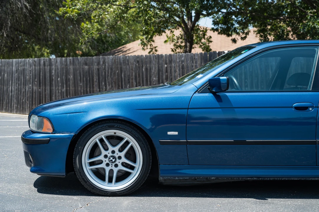 2003 BMW E39 540i - Image 26 of 31