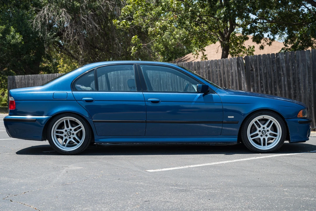2003 BMW E39 540i - Image 3 of 31